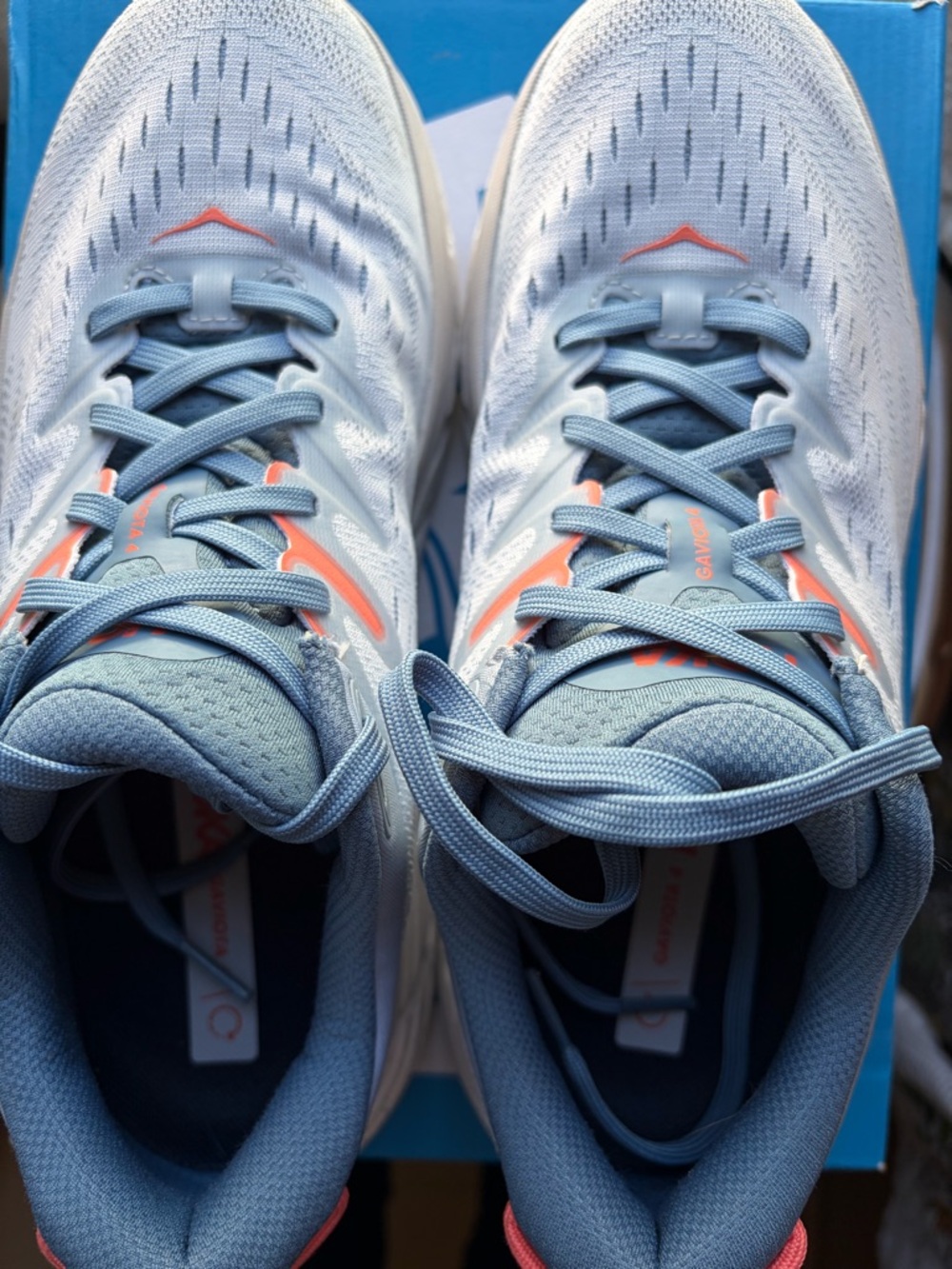 Women’s Hoka Gaviota4 Wide
Like new, hardly worn
